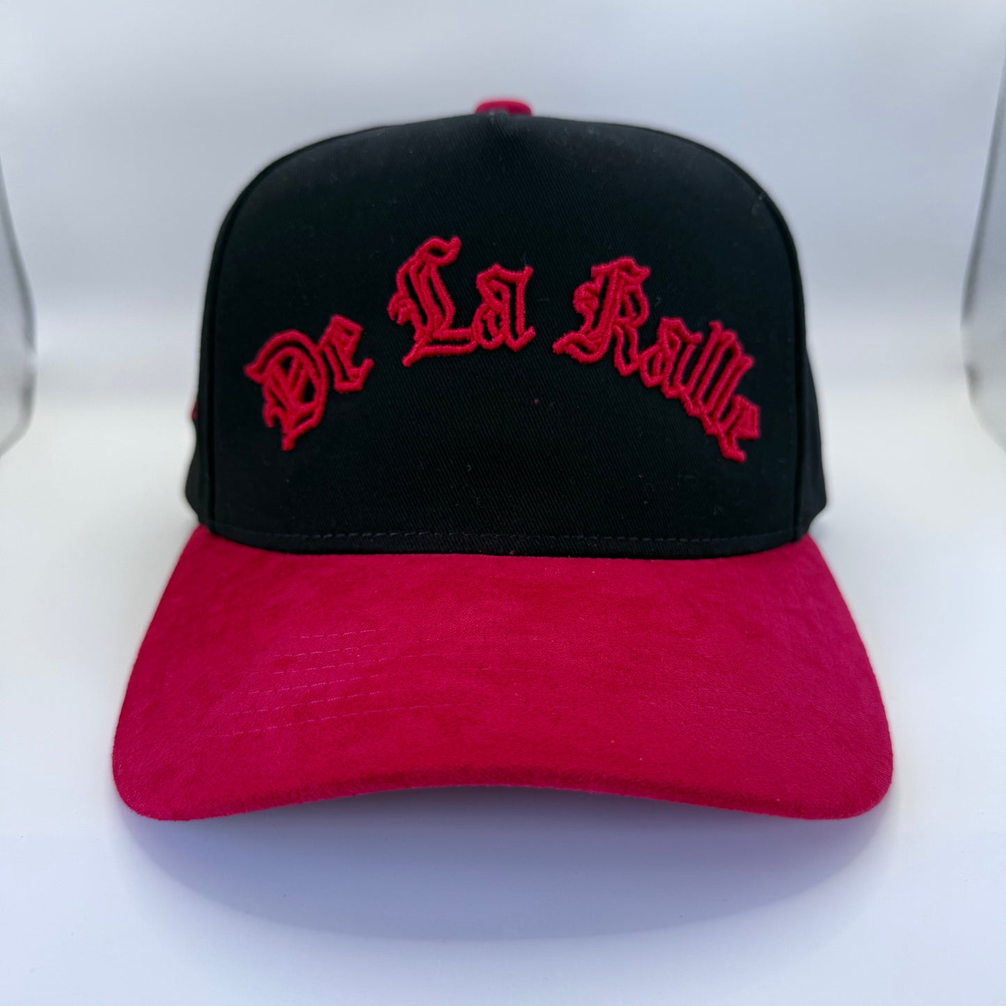 ELA De La Kalle Hat